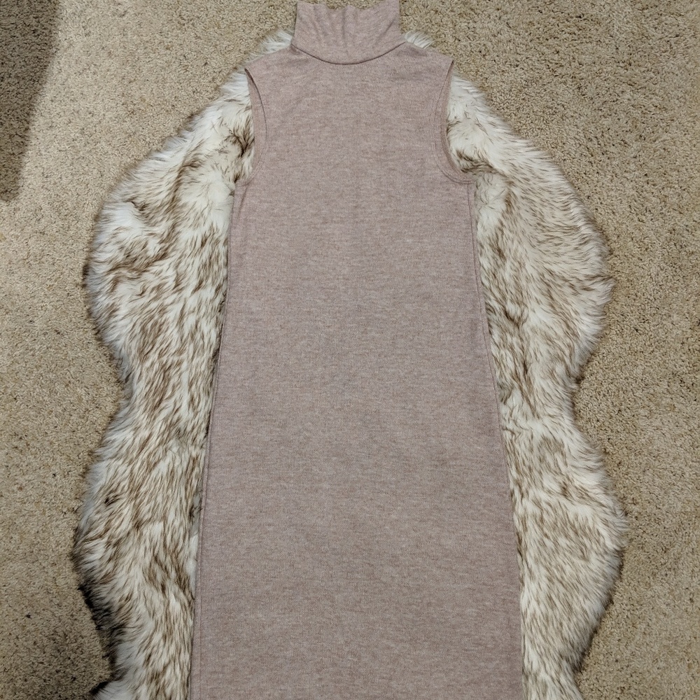 Pink Wayf Sleeveless Mock Neck Dress Size S